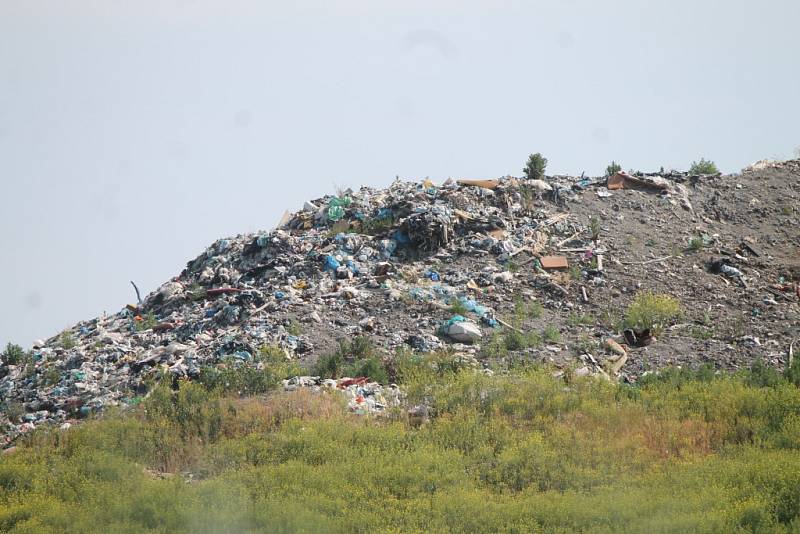 Většina odpadu ze Znojemska míří na únanovskou skládku.