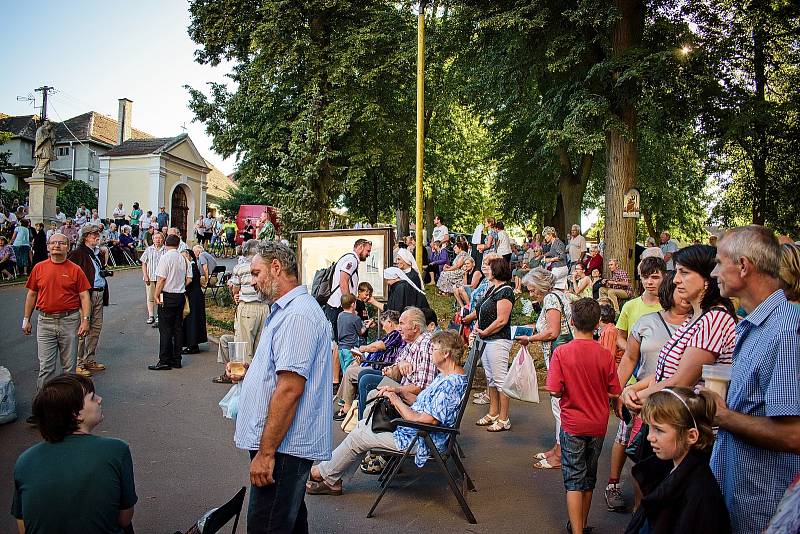 První červencový víkend patřil v Hlubokých Mašůvkách v pátek letnímu jarmarku a v sobotu hlavní pouti.