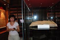 Minigalerii ve Vlkově věži představí kopii Velislavovy bible