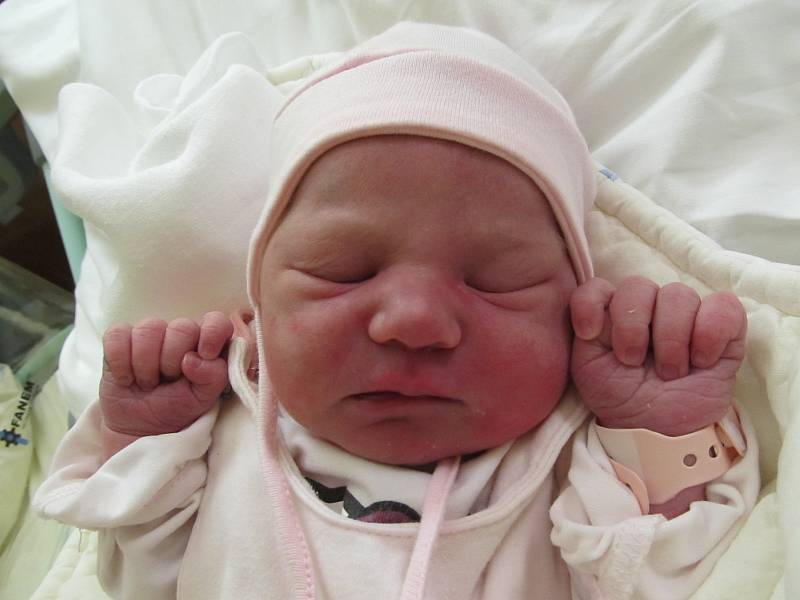 Emma Greschnerová, 15.3., 48 cm, 3270 g, Přímětice