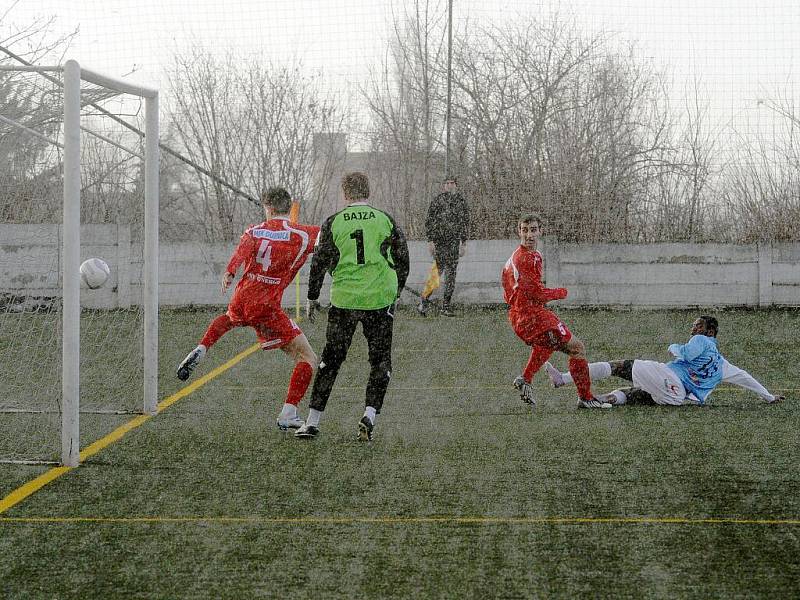 Fotbalisté 1. SC Znojmo porazili slovenský klub MFK Dubnica.