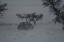 Sníh komplikuje dopravu na Znojemsku. Ilustrační foto.