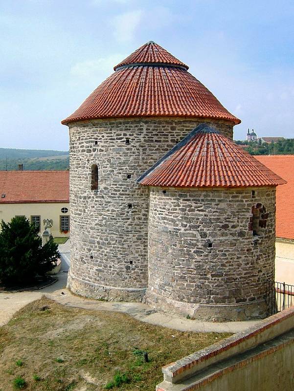 Rotunda svaté Kateřiny láká v sezoně turisty.