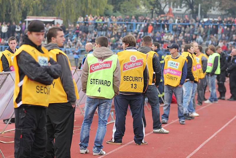 Znojemští fotbalisté v utkání s pražskou Spartou.