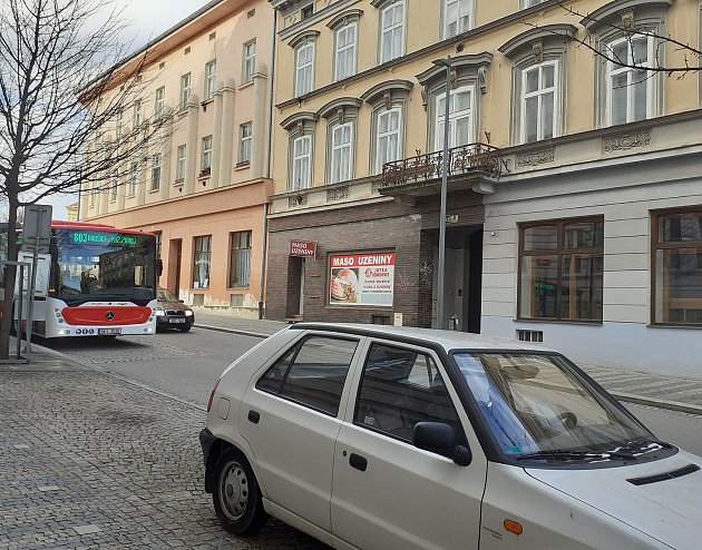 K omezenému provozu přistoupila prodejna Maso Uzeniny v Studentské ulici ve Znojmě