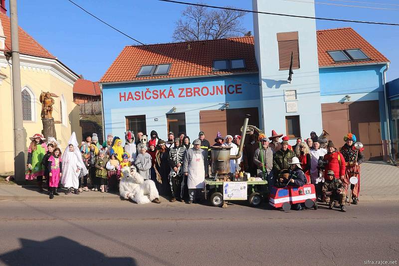 Ostatkové veselí se o víkendu v vrátilo i do Tasovic.