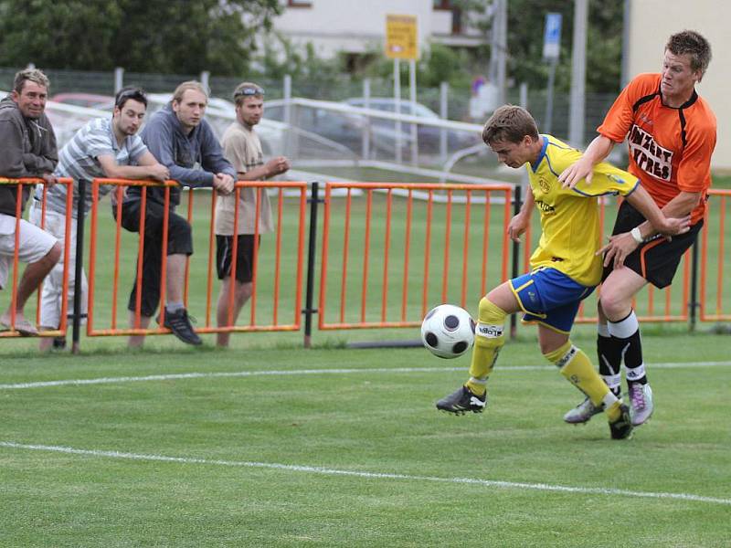 Derby mezi Inzert Expresem Znojmo a Moravským Krumlovem skončil remízou.