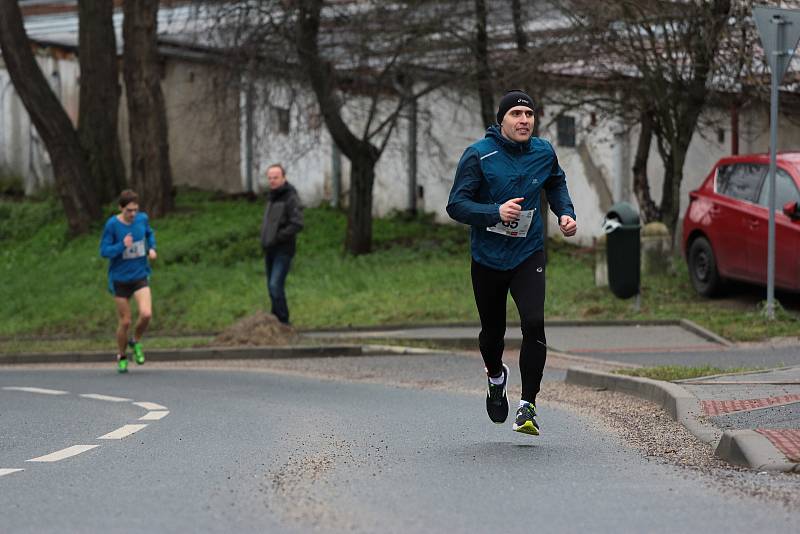 Více než 250 sportovců vyběhlo na den po Štědrém večeru na trať 39. ročníku znojemského Vánočního běhu Elektrokovu.