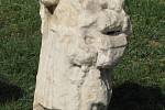 U Prosiměřic našli památkáři bezhlavou sochu svatého Jakuba Většího.