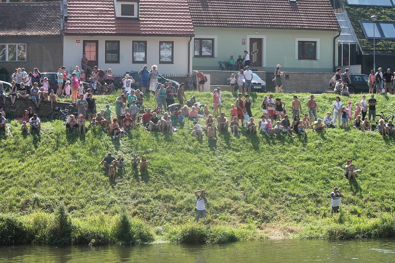 Neckyáda pod znojemskou přehradou.