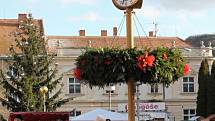 Náměstí v Moravském Krumlově ožilo Pohádkovými vánocemi.