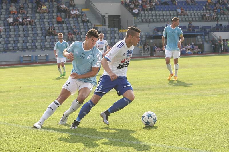 Fotbalisté 1. SC Znojmo zakončili sezonu FNL před svými fanoušky vysokou výhrou, když nastříleli sestupujícímu Vyšehradu osm branek. Ročník ukončili na třetím místě s tříbodovou ztrátou na postupující Hradec Králové a Karvinou.