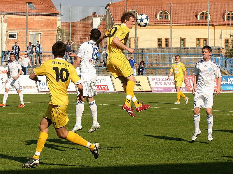 Fotbalisté Znojma dokázali senzačně porazit ambiciózní Vlašim 3:0.