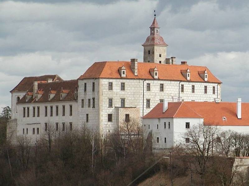 Jevišovický zámek