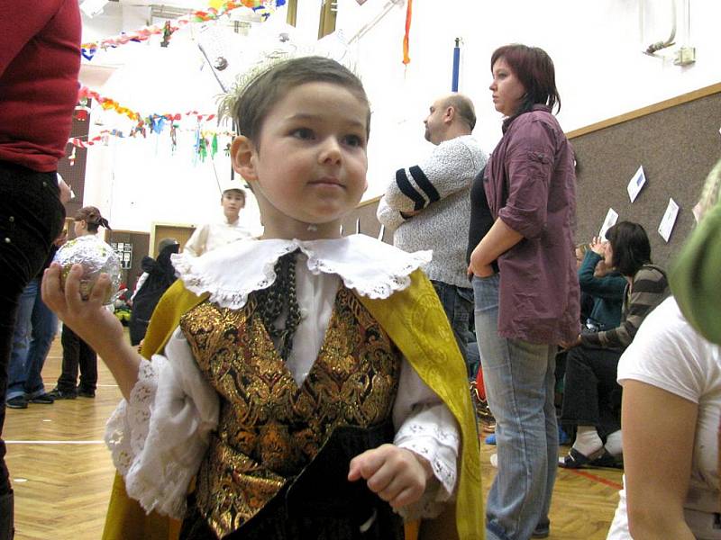 Sokolské šibřinky se nesly v duchu Pošťácké pohádky. 