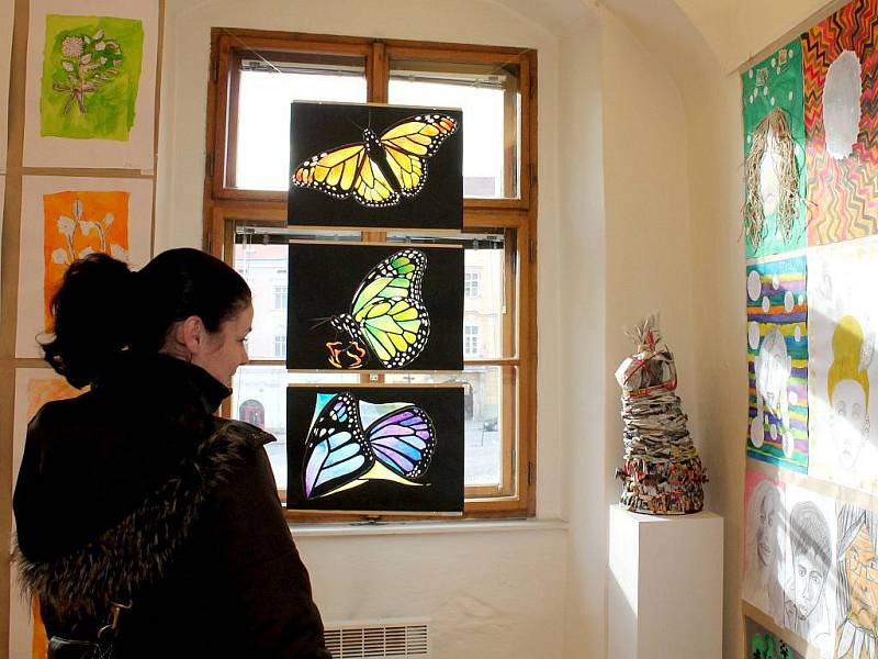 Výstava prací žáků Základní umělecké školy ve Znojmě.