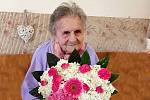 Nejstarší obyvatelkou České republiky je Marie Holíková z Blížkovic na Znojemsku. 15. 7. 2020 oslavila 109 let.