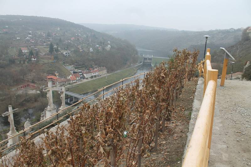 Terasy Rajské vinice ve Znojmě zpevní beton