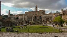 Pohled přes Forum Romanum ke Kapitolinu.