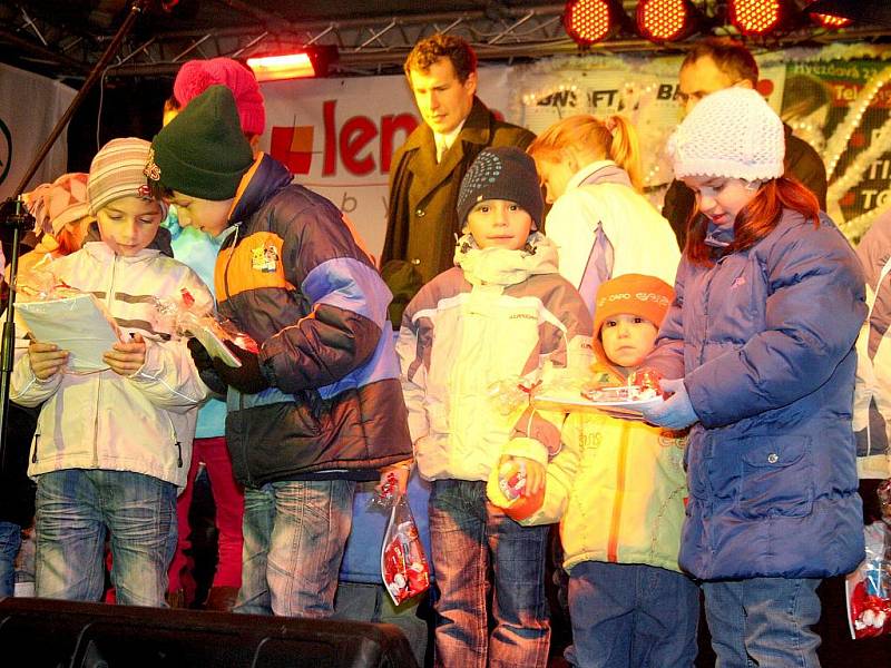 Slavnostní začátek adventu ve Znojmě. 27. prosinec 2011.
