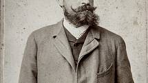 Baronův otec Georg Haas.