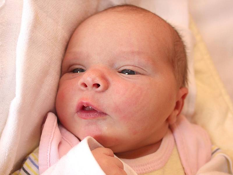 Johanka Musilová, 54 cm, 4 240 g, 11.2.2012, Šanov