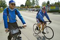 Téměř tři desítky cyklistů se vydaly na cestu Po stopách železné opony.