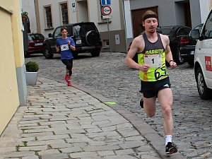 Vojtěch Čabala bodoval na mistrovství České republiky v půlmaratonu. Na trati o délce 21 km skončil 30. a překonal osobní rekord.