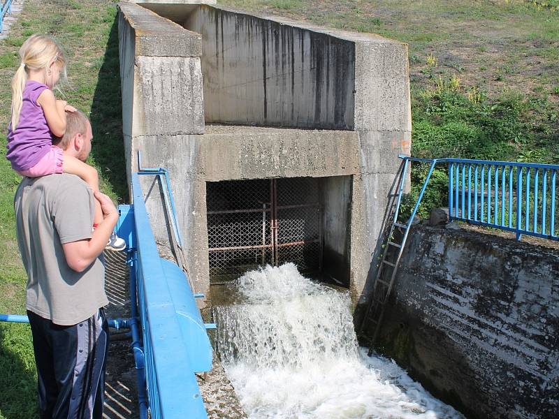 Dunajovická přehrada bude bez vody do konce září.