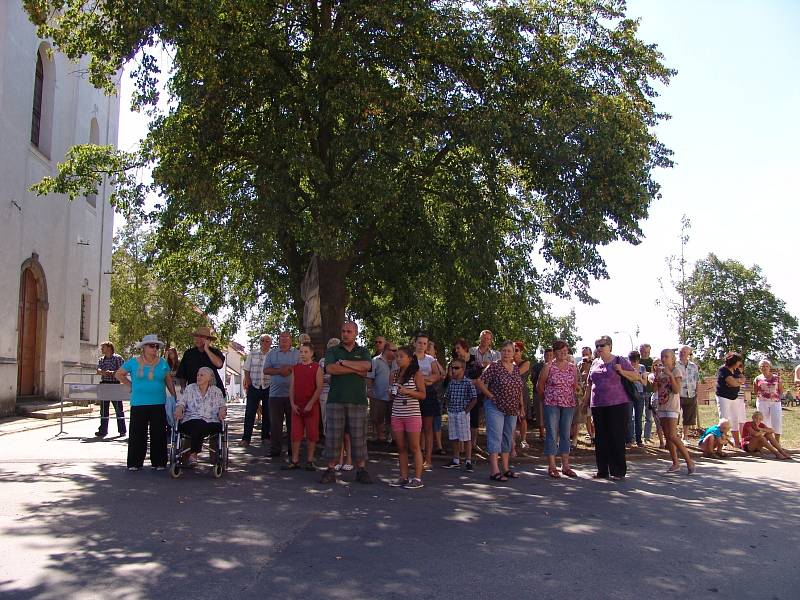Centrum Jevišovic ožilo v sobotu tradičními Jevišovickými historickými slavnostmi.