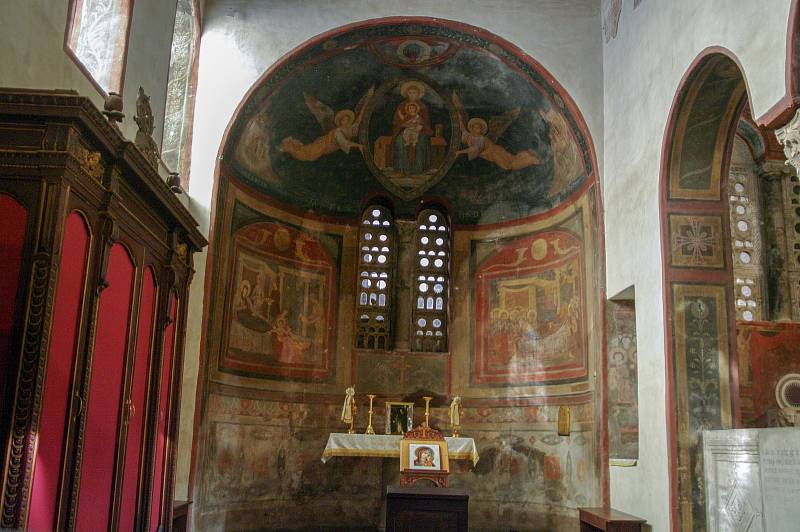 Starobylý kostel S Maria in Cosmedin v Římě uchovává mimo jiné lebku připisovanou římskému mučedníkovi svatému Valentýnovi.