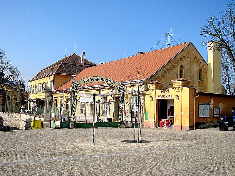 V areálu bývalého pivovaru plánuje znojemská radnice pronájem menšího parkoviště.