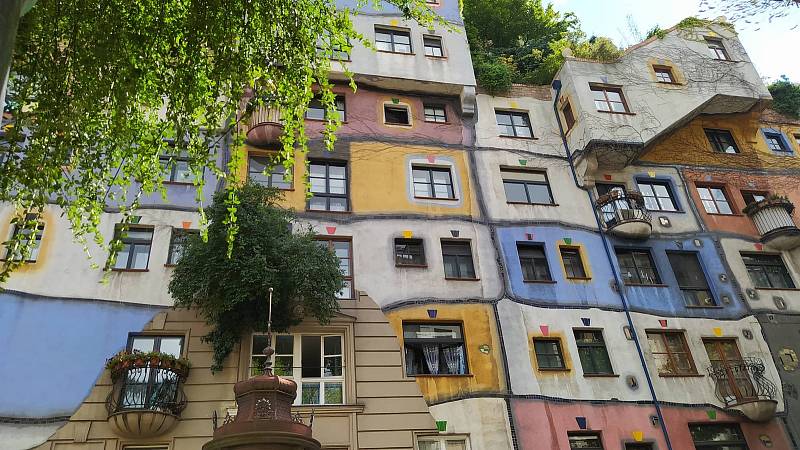 Z letního výletu do Vídně. Hundertwasser village.