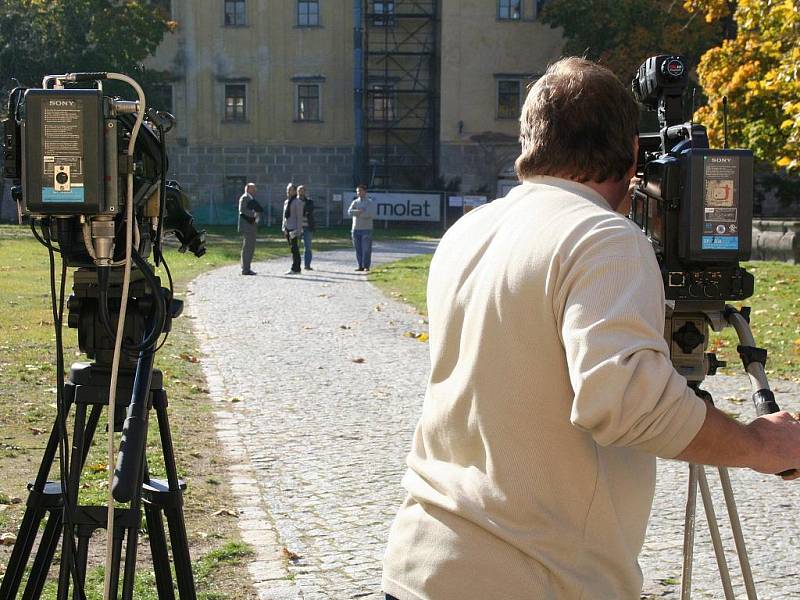 Zapečetěnou a zamčenou Epopej hlídá policie.