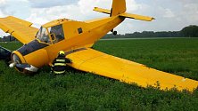 Havárie letadla mezi Dyjákovicemi a Velkým Karlovem