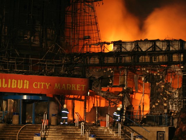Požár nákupního centra Excalibur City v Hatích u Znojma