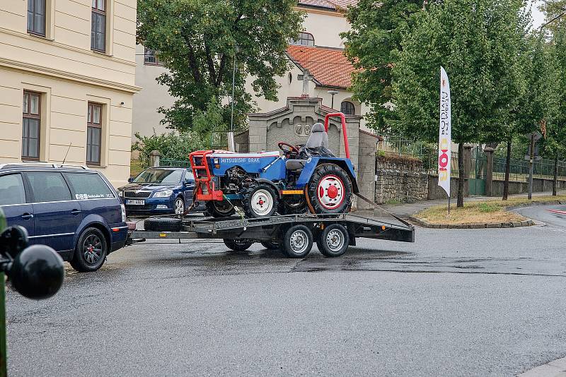 Milovníci trakorů všech velikostí, libovolného původu a stáří se už po jedenácté sjeli do Podivína.