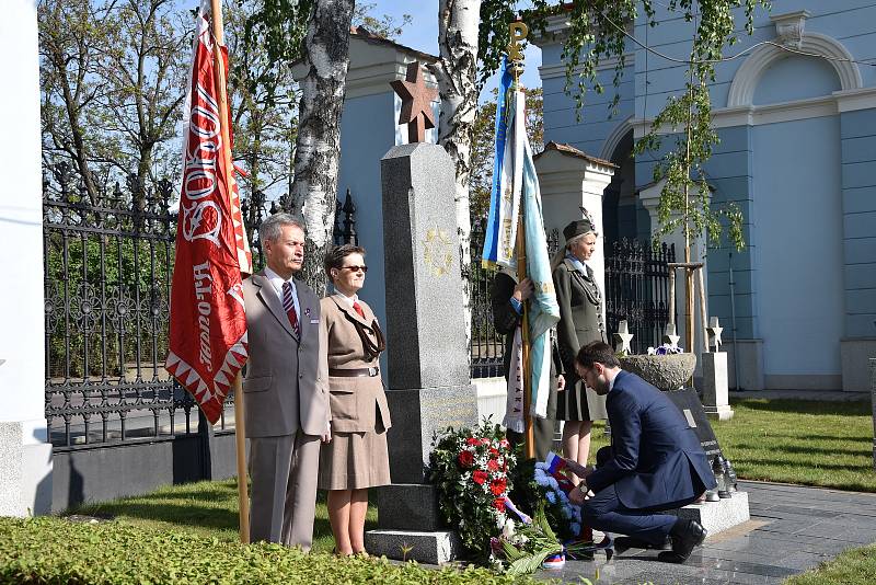 Představitelé Znojma, atašé generálního konzula Ruské federace v Brně i veřejnost si připomněli 74. výročí od konce druhé světové války.