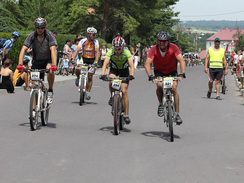 13. ročník cyklistického závodu Vinařská 50 Author Znovín cup.