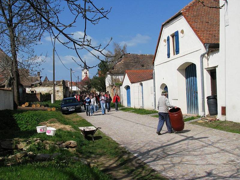 Festival otevřených sklepů na Znojemsku.