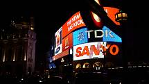 Ve stopách filmařů za příběhem Harry Pottera. Ve filmech si zahrálo i slavné náměstí Piccadilly Circus.