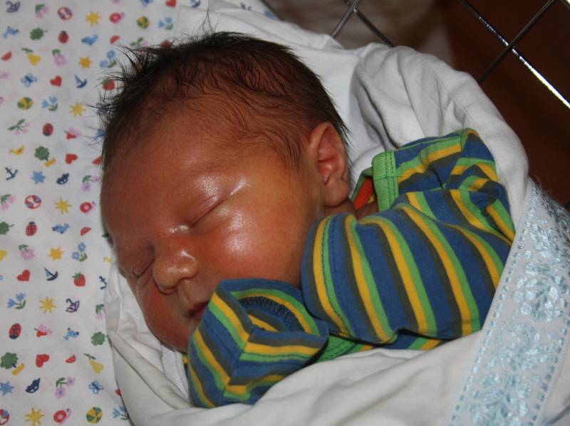 Adam Tomšej, 20. 3. 2015, Rohatec, 4,0 kg, 53 cm.