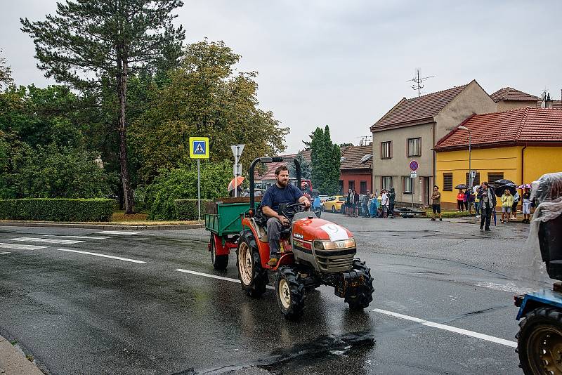 Milovníci trakorů všech velikostí, libovolného původu a stáří se už po jedenácté sjeli do Podivína.