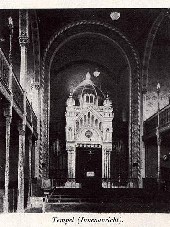 Interiér znojemské synagogy