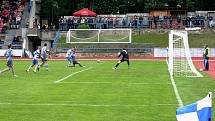 Zápas MSFL 1.SC Znojmo vs. Baník Ostrava B. Zdeněk Látal střílí druhý gól domácího týmu.