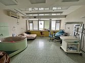 Porodní boxy na Gynekologicko-porodnickém oddělení ve znojemské nemocnici .