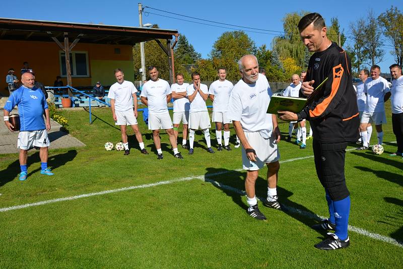 Ve Skalici u České Lípy skládali hold spoluhráči Jiřímu Štěpánkovi