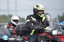 Autodrom v Sosnové hostí kurzy „Učme se přežít“ od roku 2010 a prošly jimi už stovky motocyklistů.