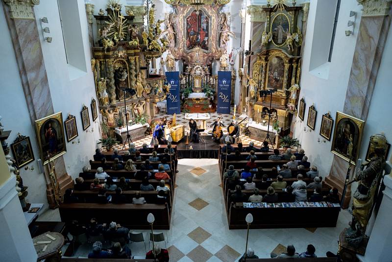 V sobotu 2. října byl na programu 20. ročníku MHF Lípa Musica další narozeninový program v kostele sv. Petra a Pavla v Prysku.