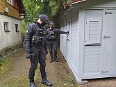 Policisté kontrolovali chaty v okolí Krompachu.